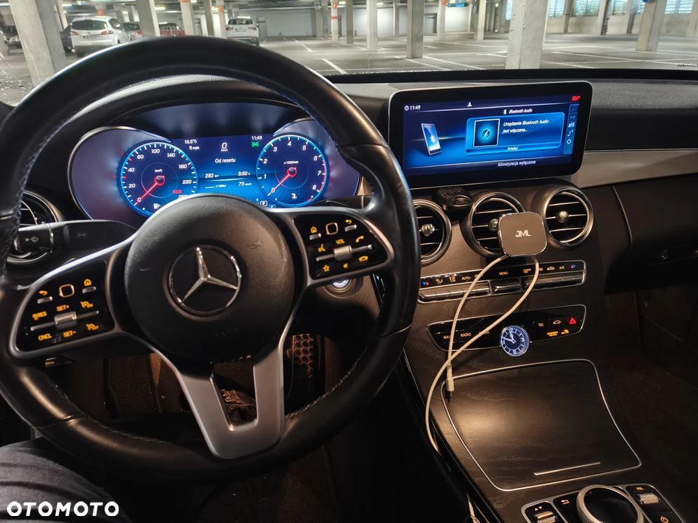 Mercedes-Benz Klasa C 300 4MATIC 9G-TRONIC - 11