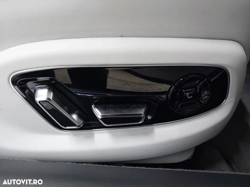 Audi S8 PI quattro Tiptronic MHEV - 25