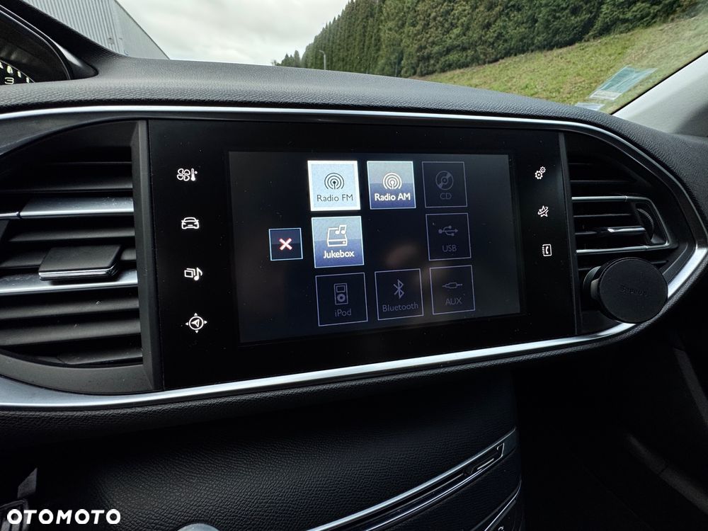 Peugeot 308 1.2 PureTech Allure S&S - 26