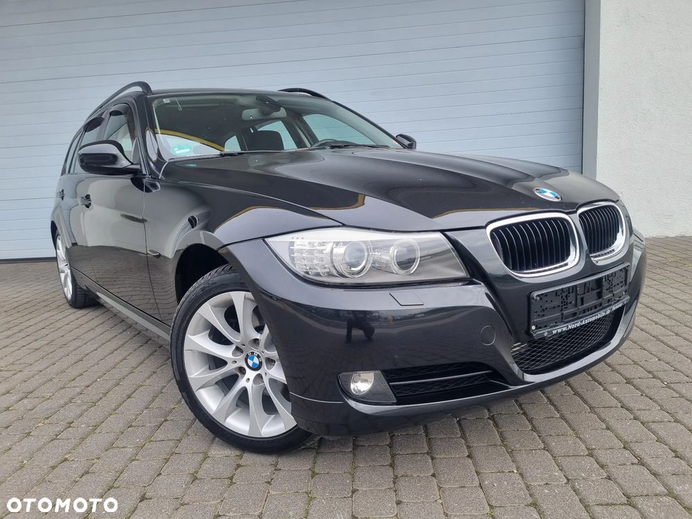 BMW Seria 3 318d DPF Edition Sport - 37