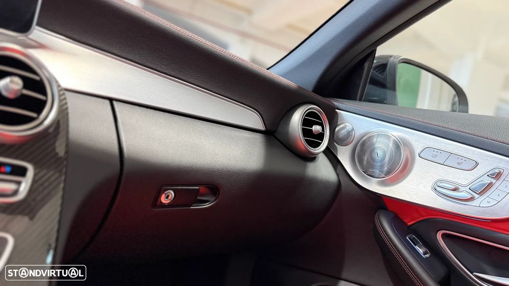 Mercedes-Benz C 63 AMG S - 33