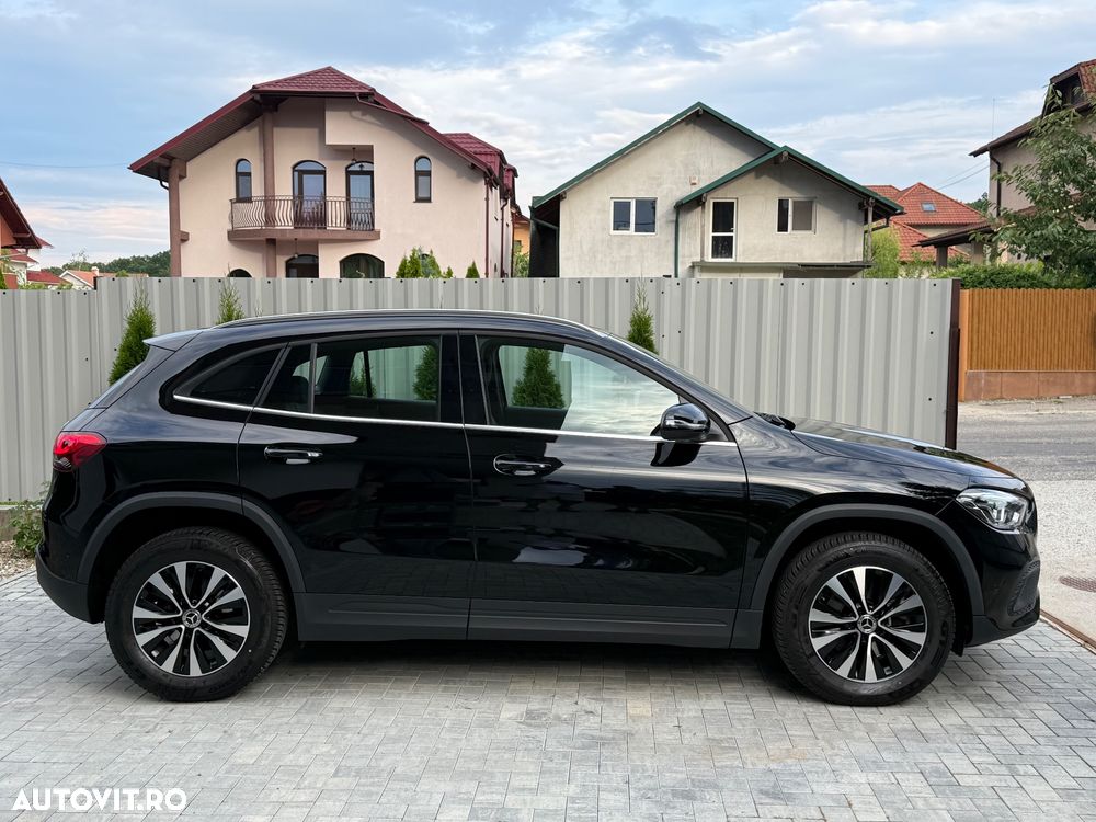 Mercedes-Benz GLA 200 d 4MATIC Aut. - 12