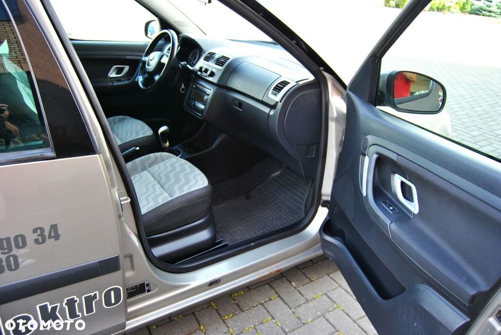 Skoda Roomster 1.4 16V Ambition - 11