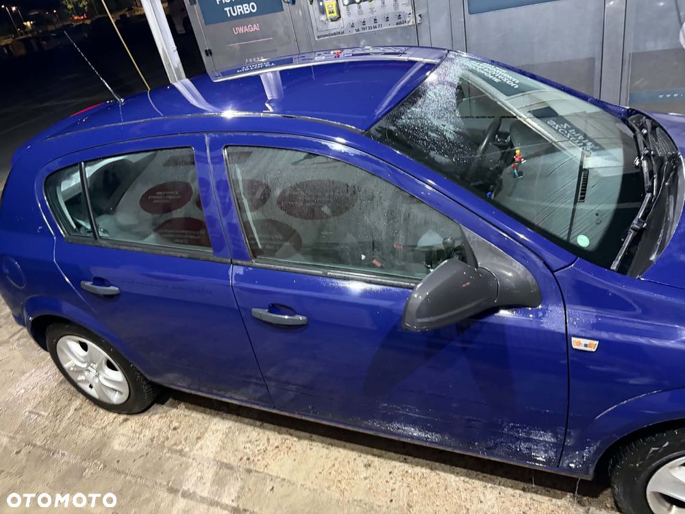 Opel Astra 1.7 CDTI - 8