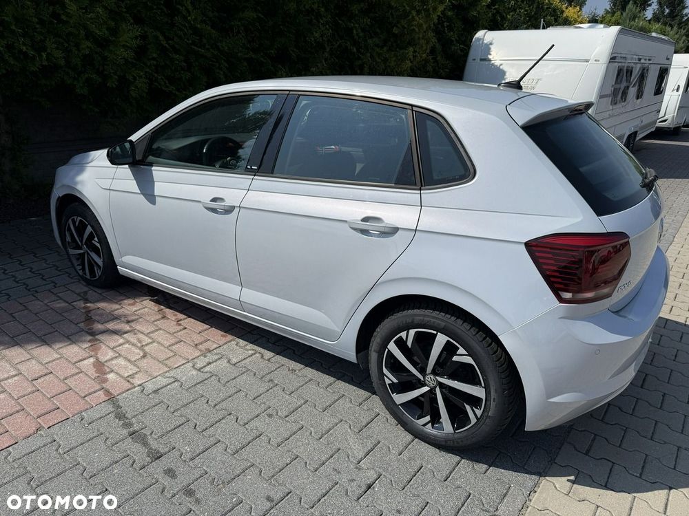 Volkswagen Polo - 1
