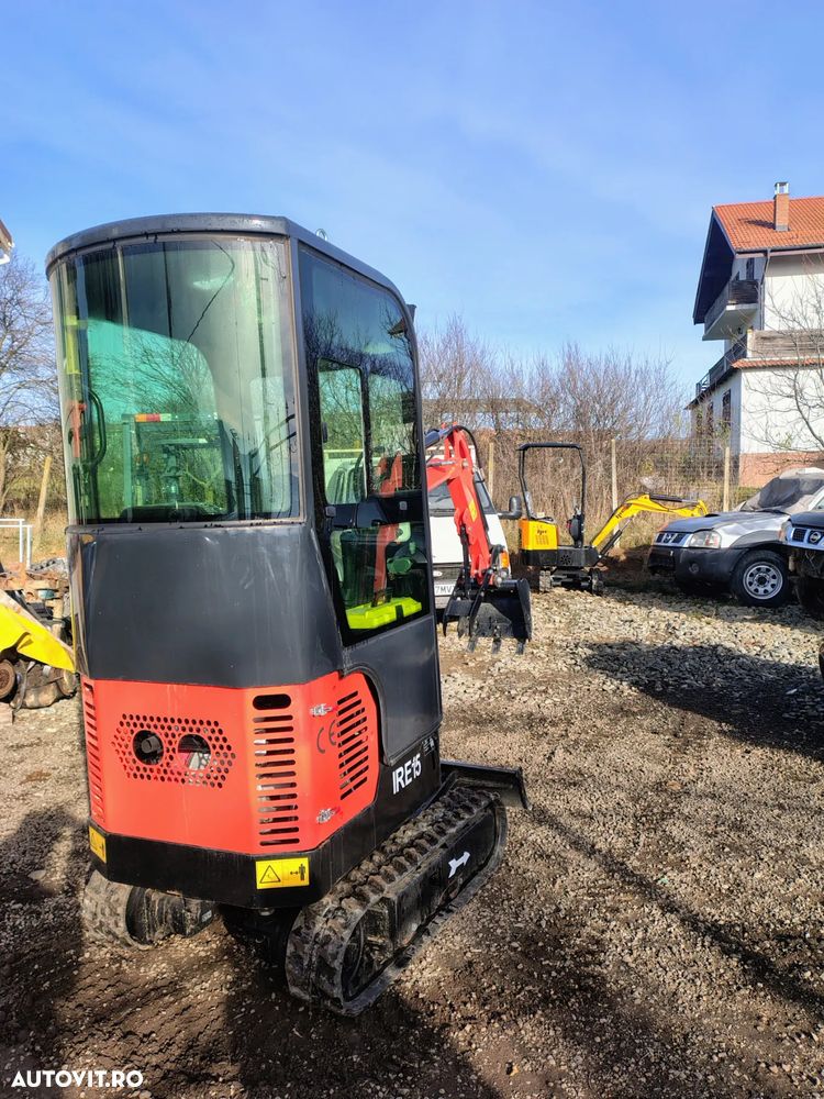 Cat MINI EXCAVATOR IRE15 - 5