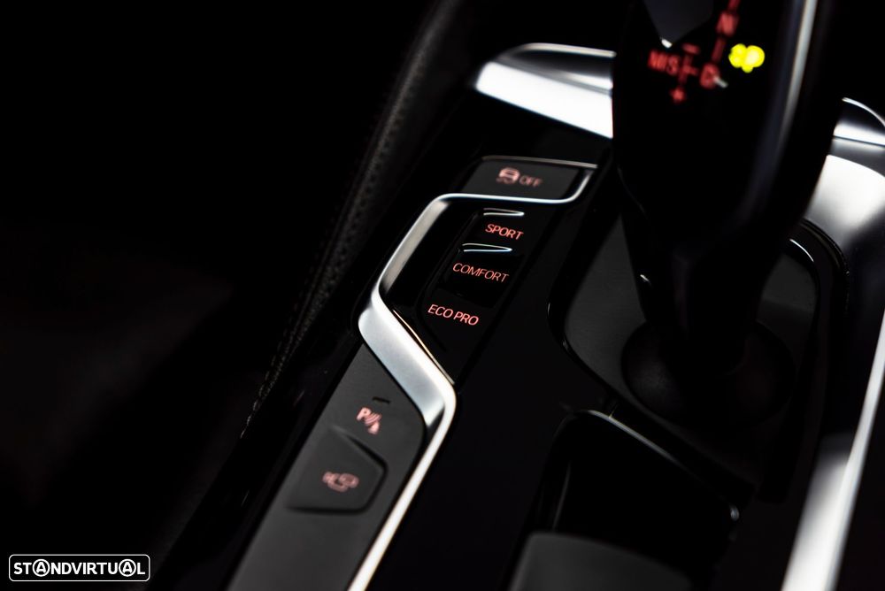 BMW 520 d Pack M Auto - 23