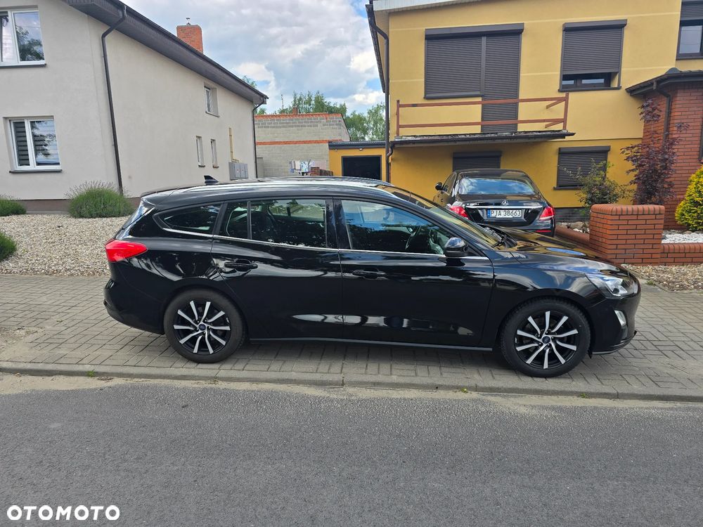 Ford Focus - 10