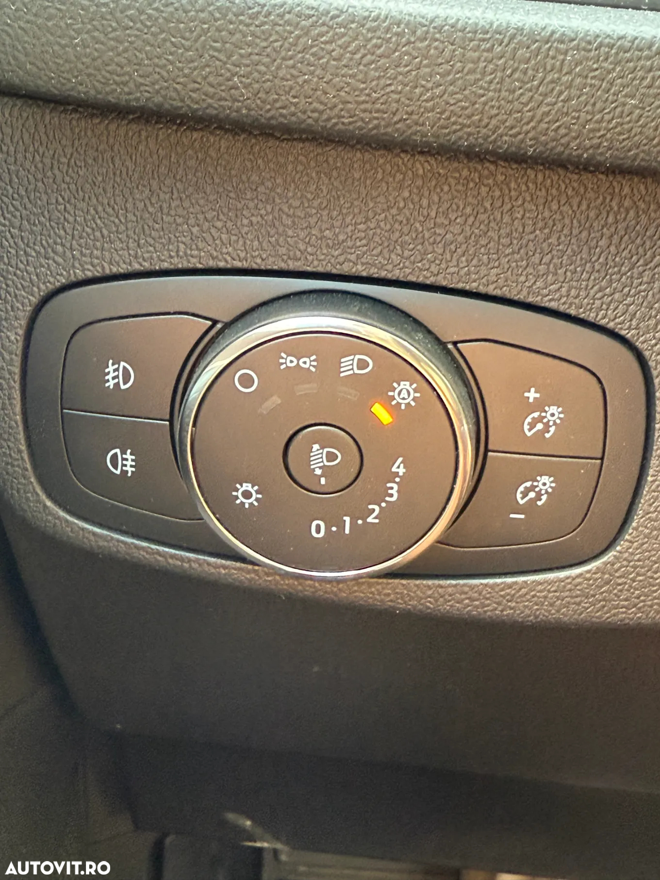 Ford Focus Turnier 1.5 EcoBlue Start-Stopp-System Aut. COOL&CONNECT - 10