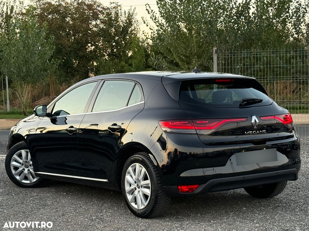 Renault Megane Grandtour BLUE dCi 115 EDC INTENS - 4