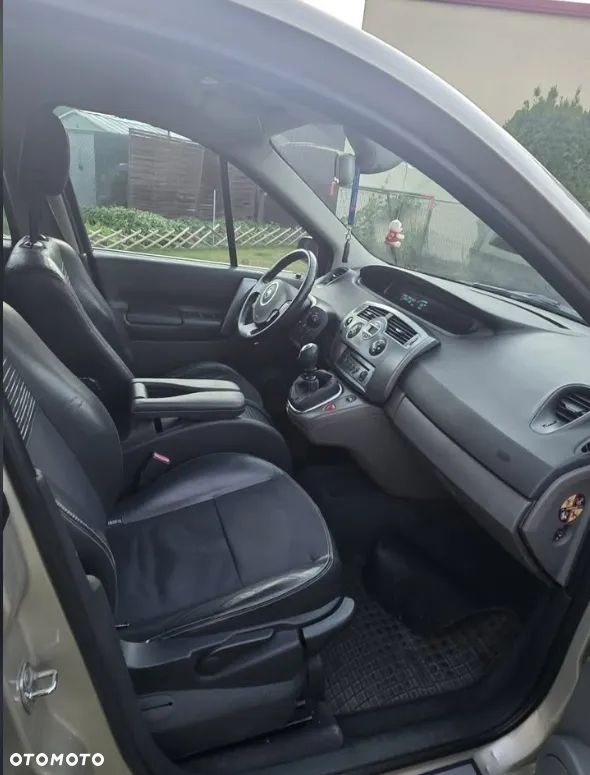 Renault Scenic - 3