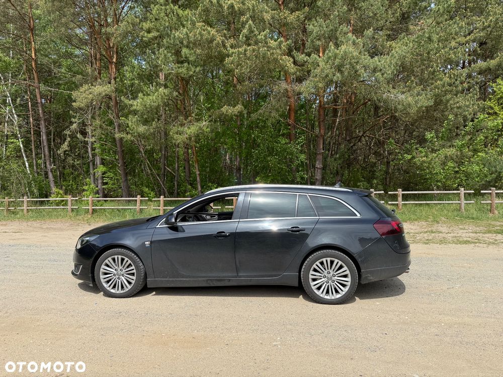 Opel Insignia 2.0 T Cosmo 4x4 S&S - 11