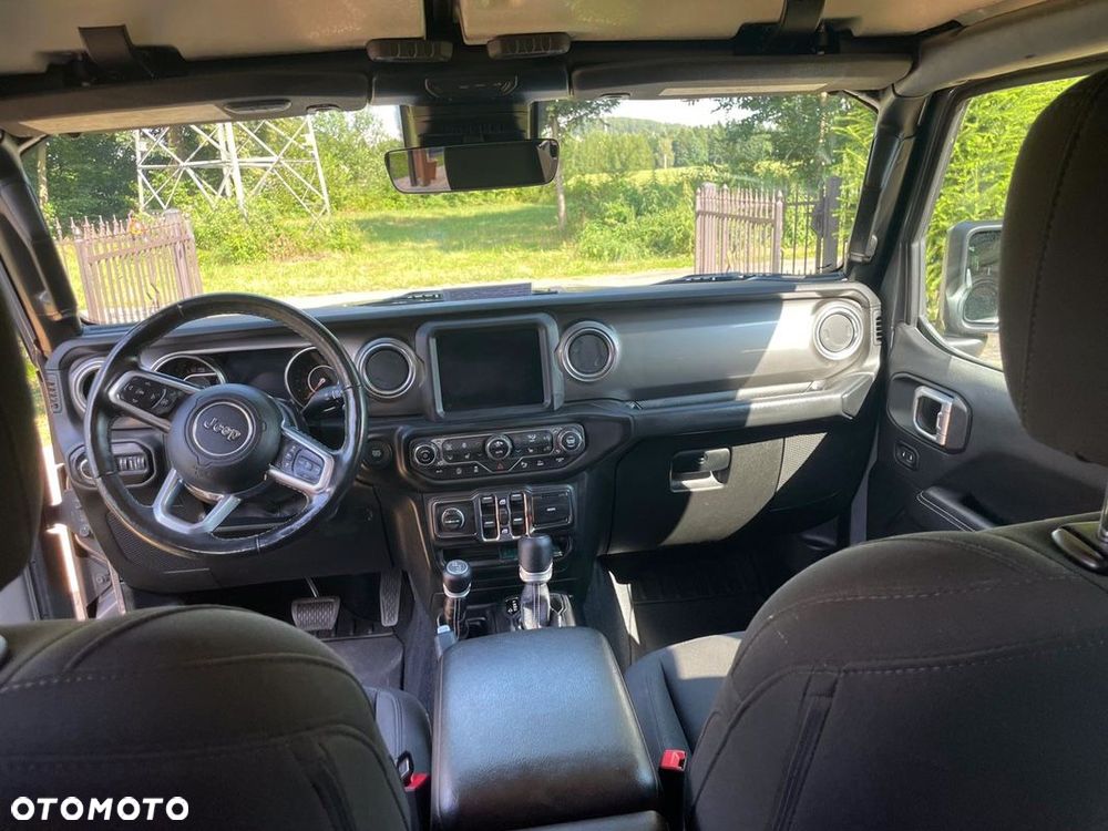 Jeep Gladiator - 11
