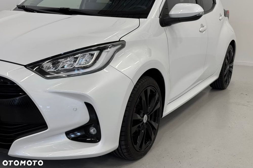 Toyota Yaris Hybrid 1.5 Active - 3