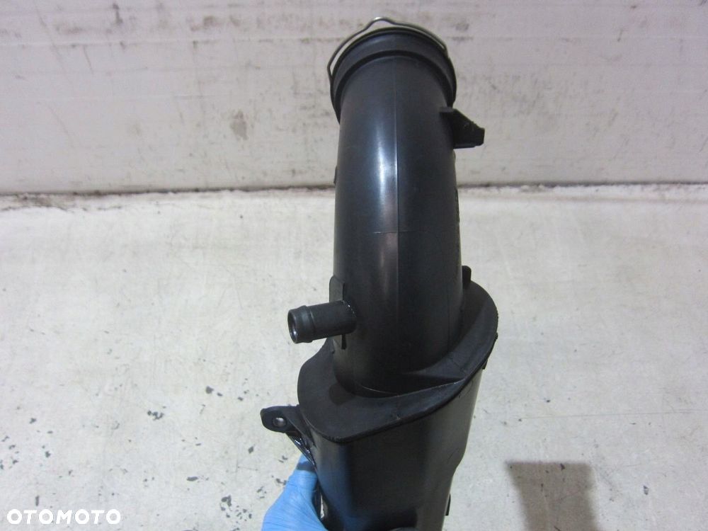 BMW X1 F48 B46 PRZEWÓD POWIETRZA RURA DOLOT REZONATOR 7619268 13717619268 - 7