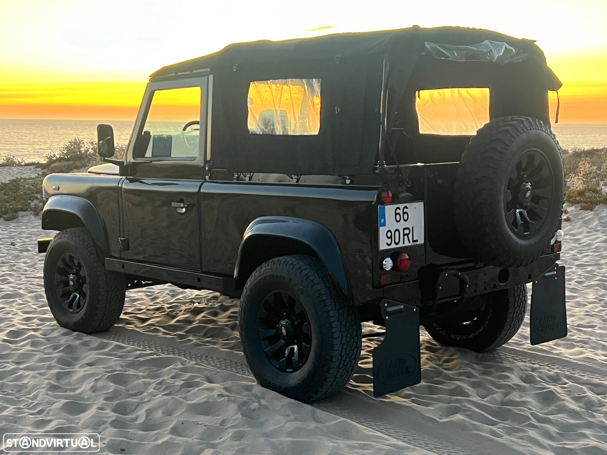 Land Rover Defender 90 2.5 Td5 Soft Top - 7