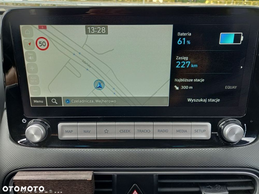 Hyundai Kona 64kWh Platinum - 12