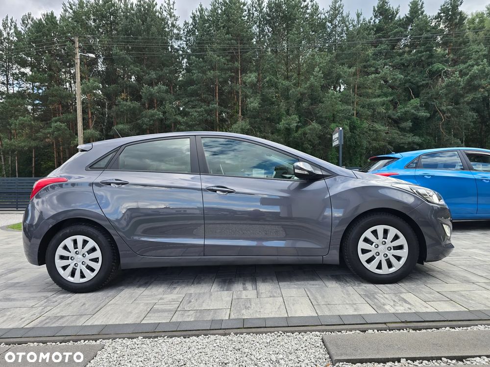 Hyundai i30 1.4 GO Plus - 21
