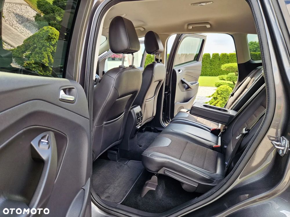 Ford Kuga 2.0 TDCi 2x4 Business Edition - 20
