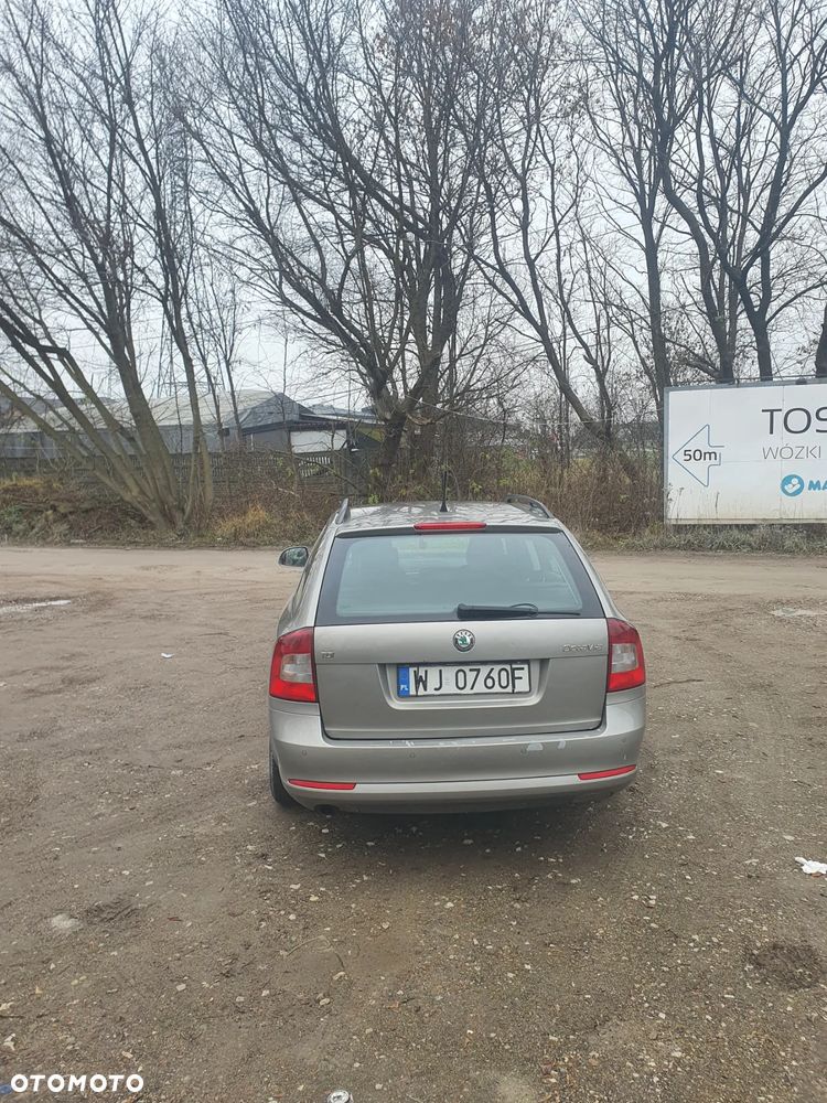 Skoda Octavia 1.6 TDI Ambiente - 5