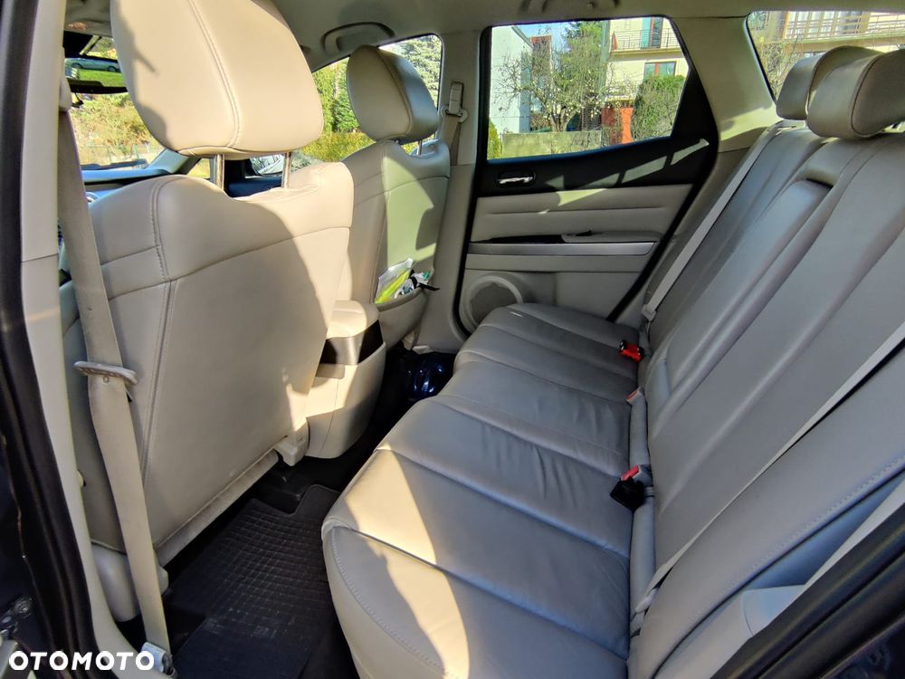 Mazda CX-7 2.2 CD Exclusive + - 10