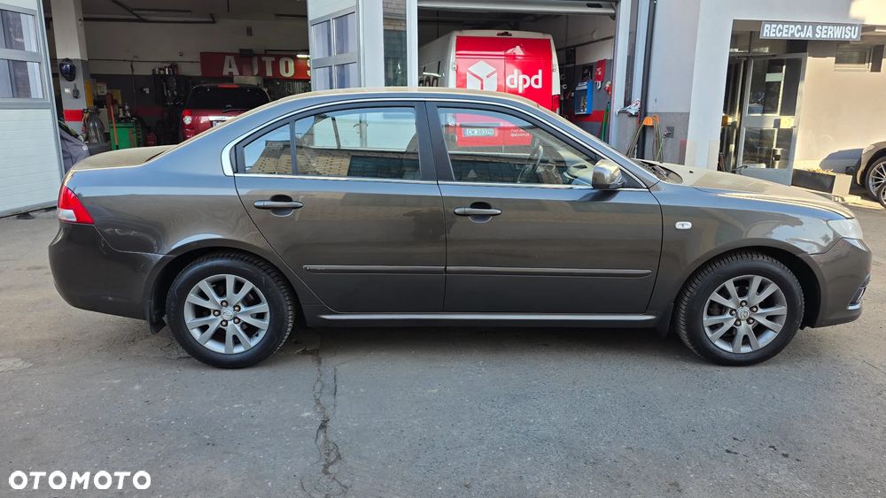 Kia Magentis 2.0 CRDi Gold - 8