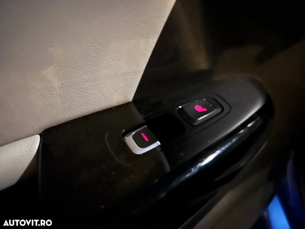 Kia Sportage 1.6 T-GDI 6MT 4x4 GT Line - 29