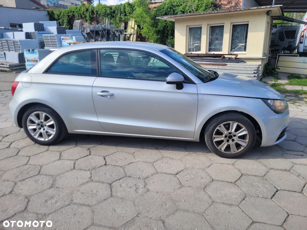Audi A1 3-drzwiowe 1.6 TDI Ambition - 11