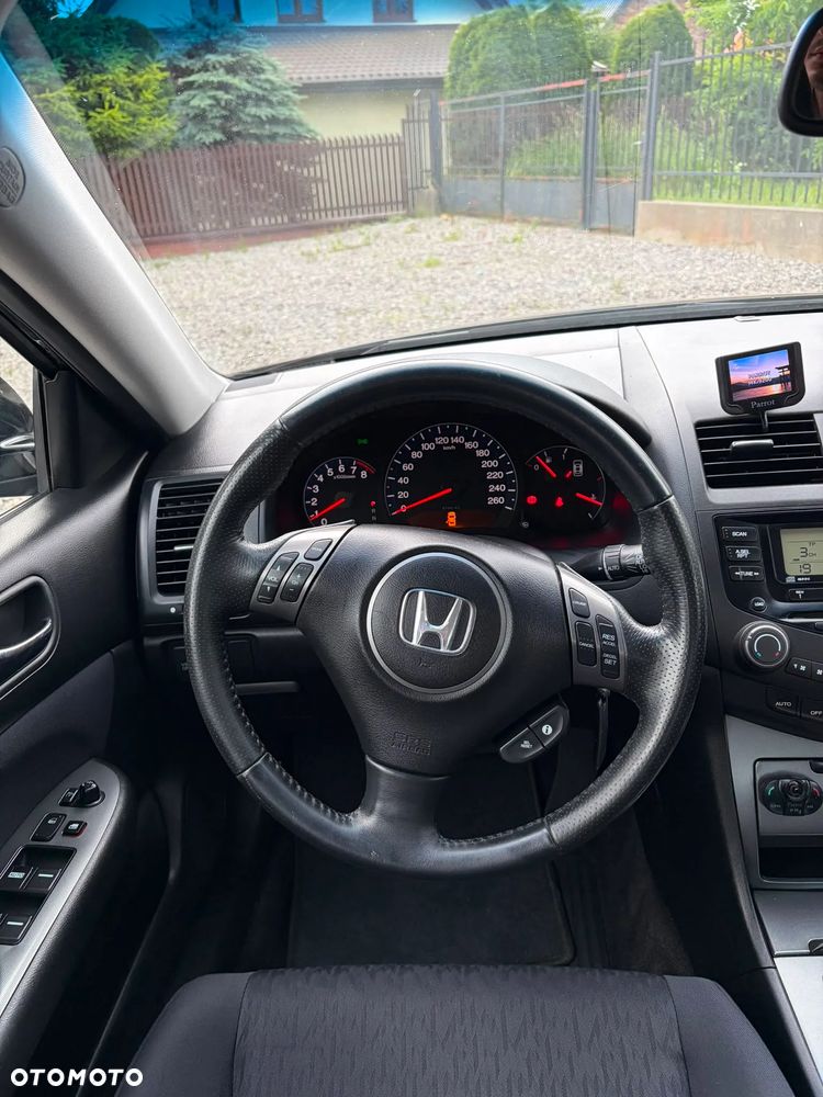 Honda Accord 2.4 Executive - 19