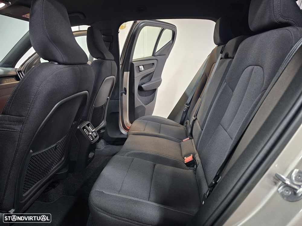 Volvo XC 40 Recharge 69 kWh Single Motor Plus - 17