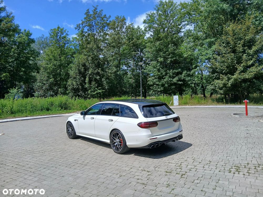 Mercedes-Benz Klasa E AMG 63 S 4Matic+ AMG Speedshift MCT-9G - 5