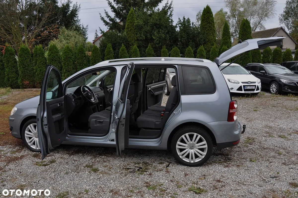 Volkswagen Touran 1.4 TSI Highline - 11