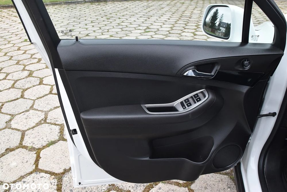 Chevrolet Orlando 1.8 LS - 22