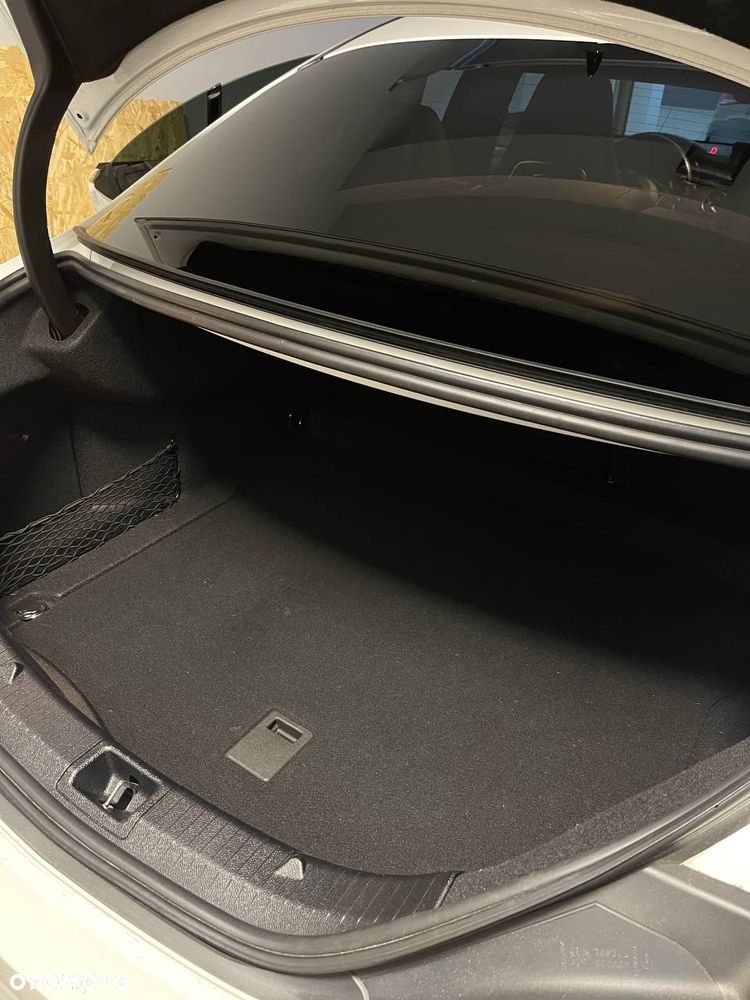 Mercedes-Benz CLA 220 4-Matic AMG Line - 15