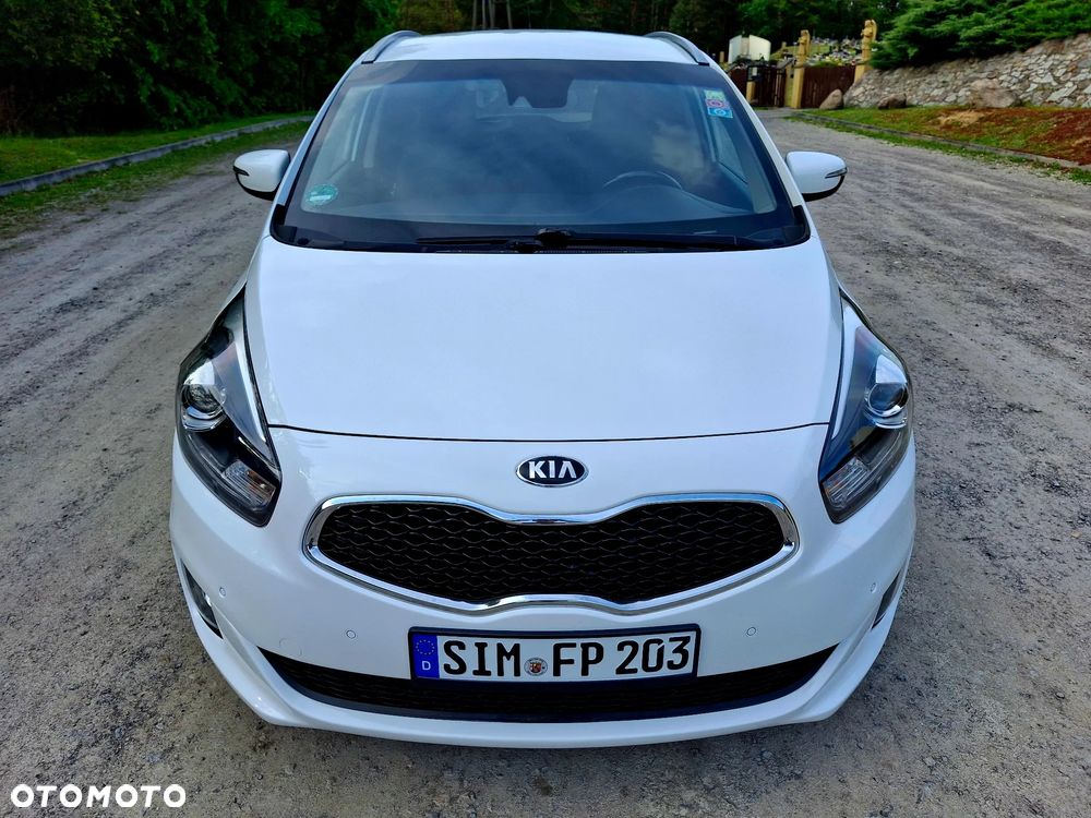Kia Carens 1.6 GDI Fifa World Cup Edition - 12