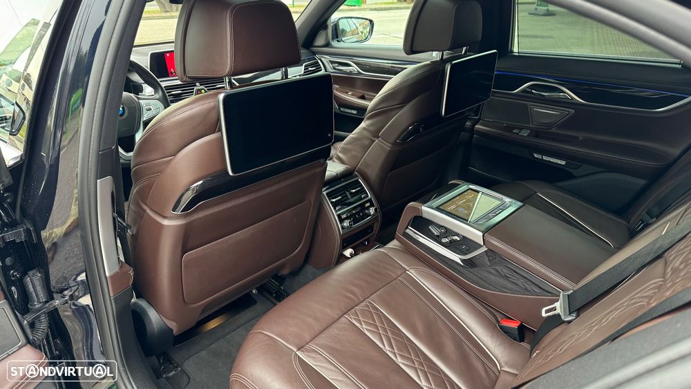 BMW 730 d Pack M - 12