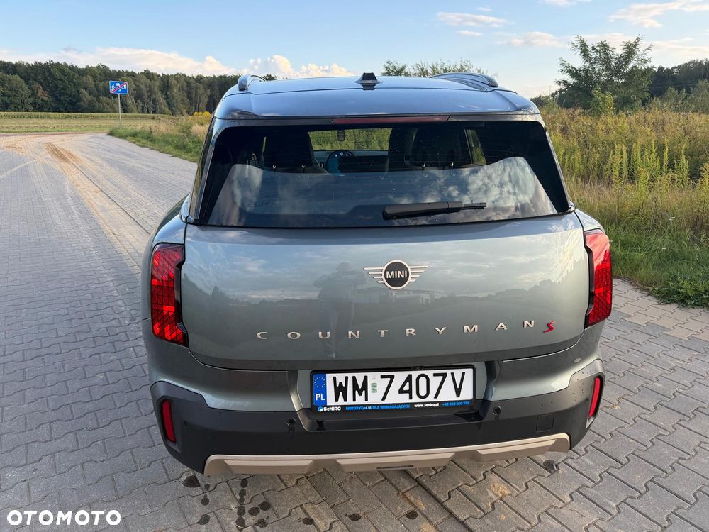 MINI Countryman S ALL4 John Cooper Works Trim - 10