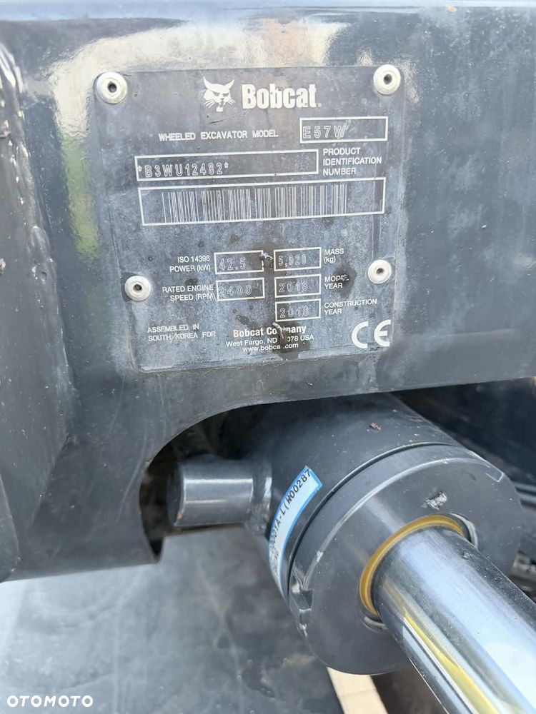 Bobcat EW57 - 8