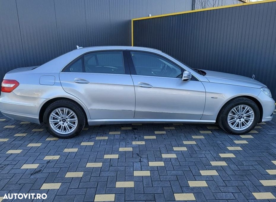 Mercedes-Benz E 220 CDI DPF BlueEFFICIENCY Automatik - 5
