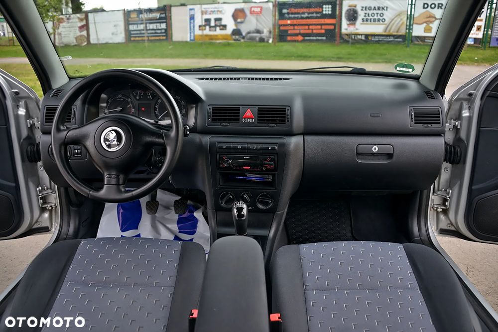 Skoda Octavia 1.9 TDI Combi Ambiente - 35