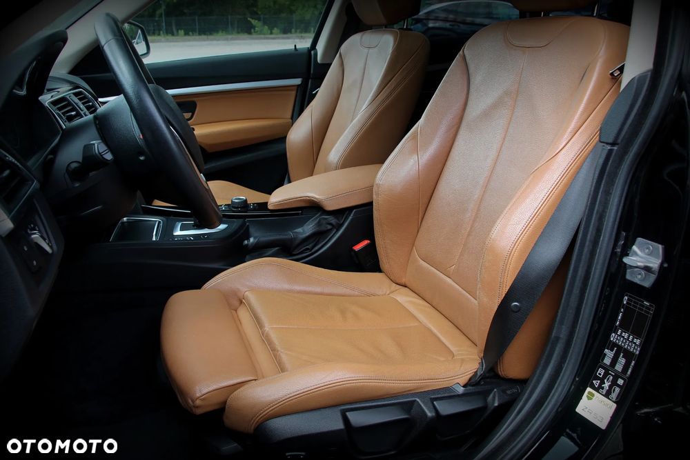 BMW 3GT 320i xDrive Sport Line sport - 12