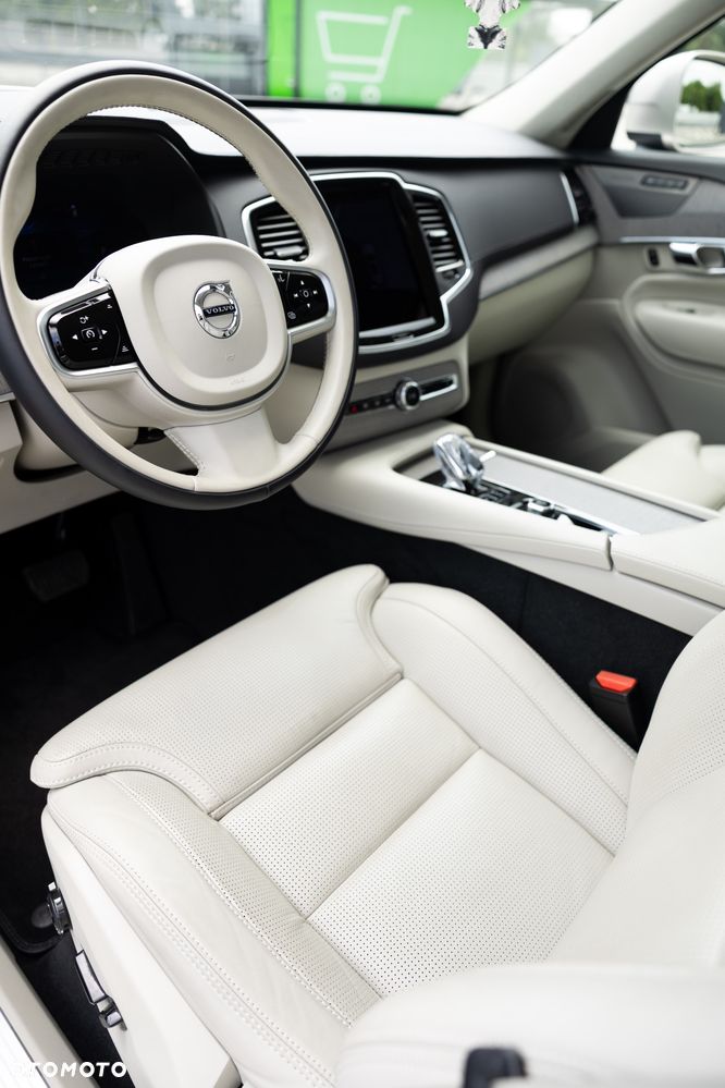 Volvo XC 90 T8 AWD Plug-In Hybrid Inscription 7os - 22