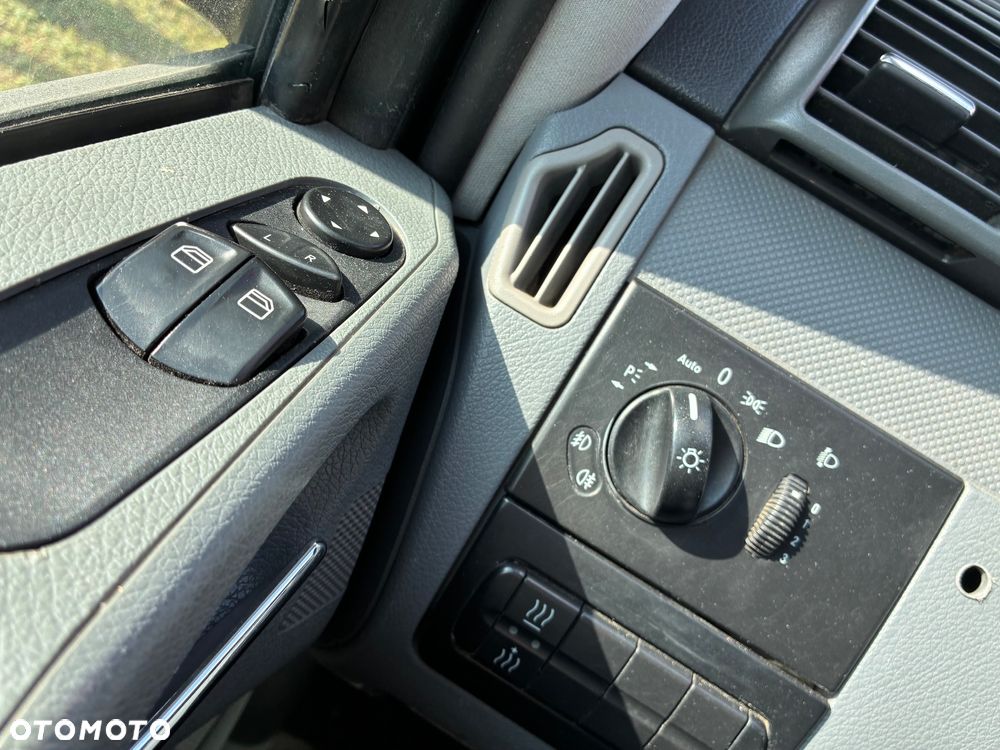 Mercedes-Benz Vito - 17