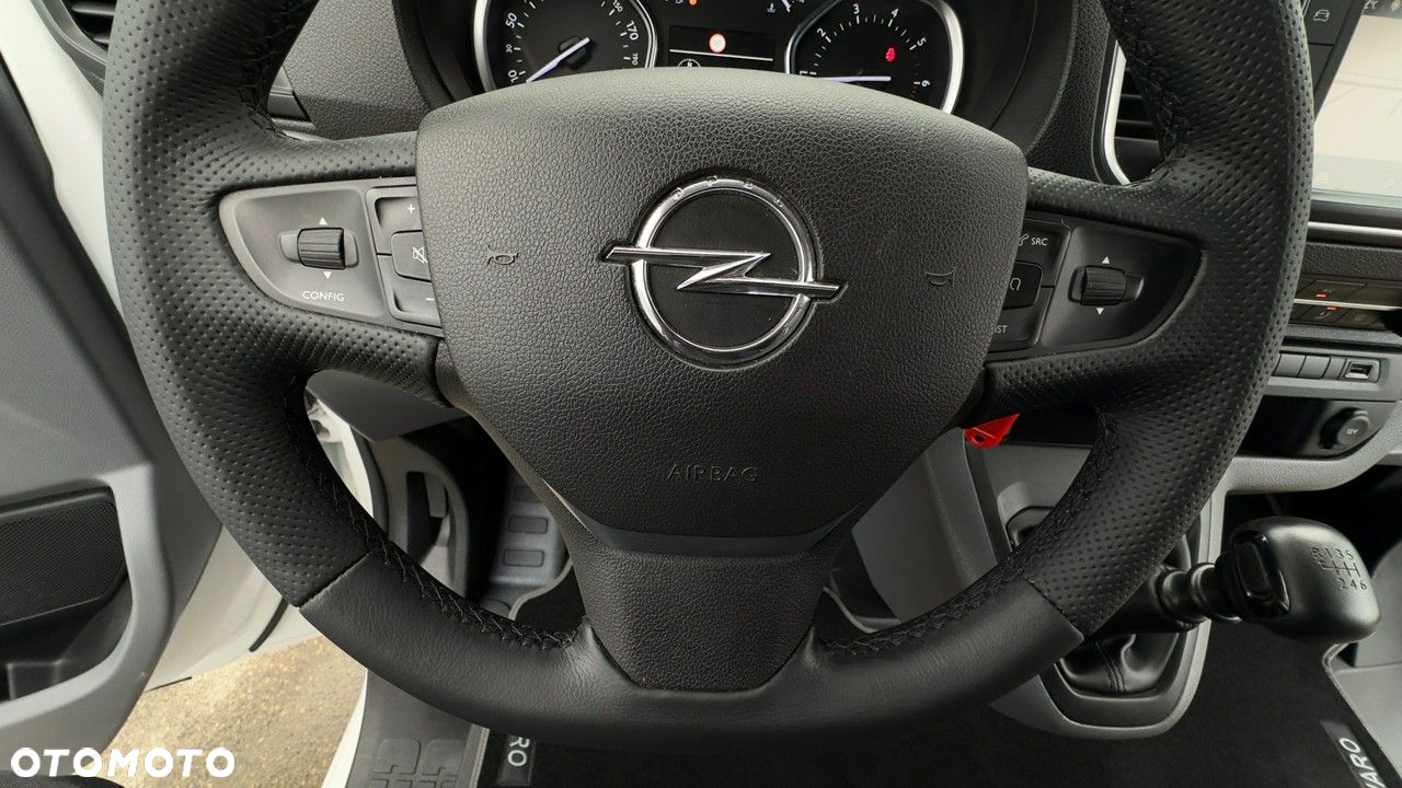 Opel Vivaro - 33