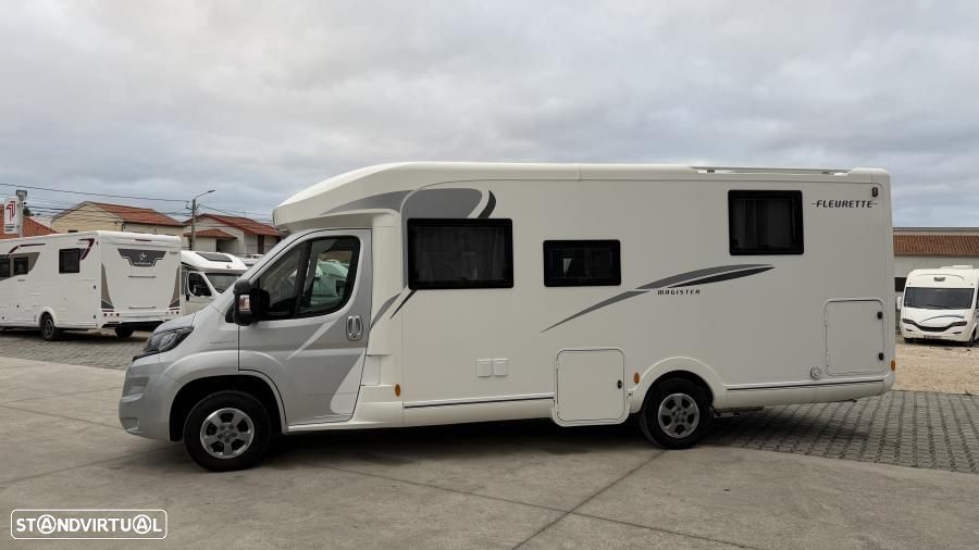 Fleurette Magister 74 LMF c.central e basculante - 31