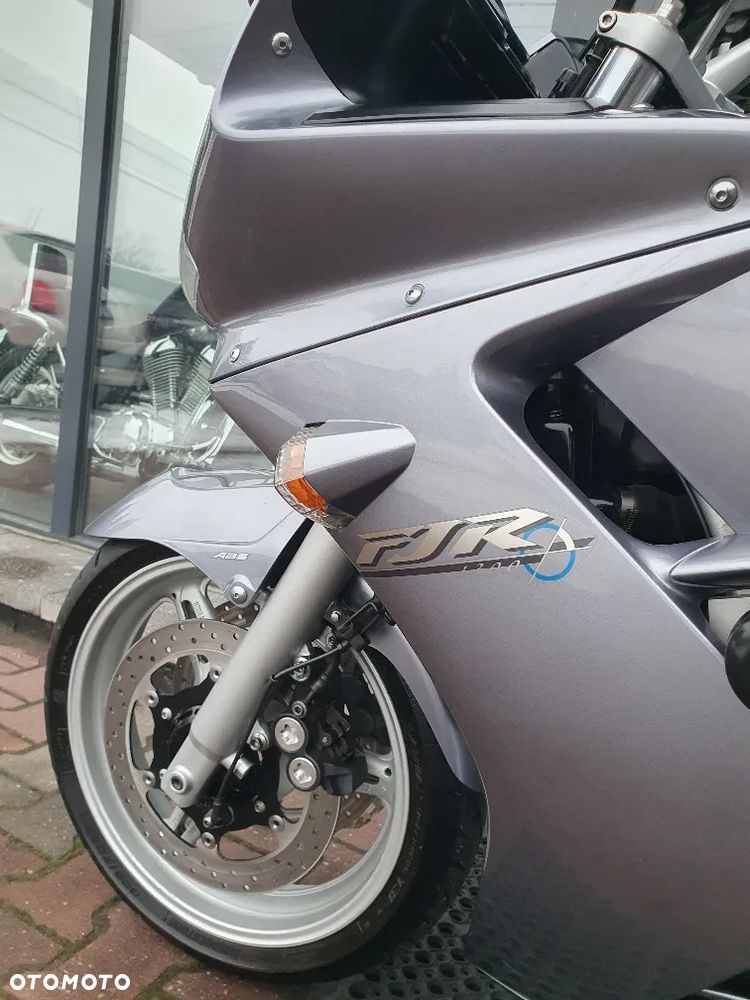 Yamaha FJR - 9