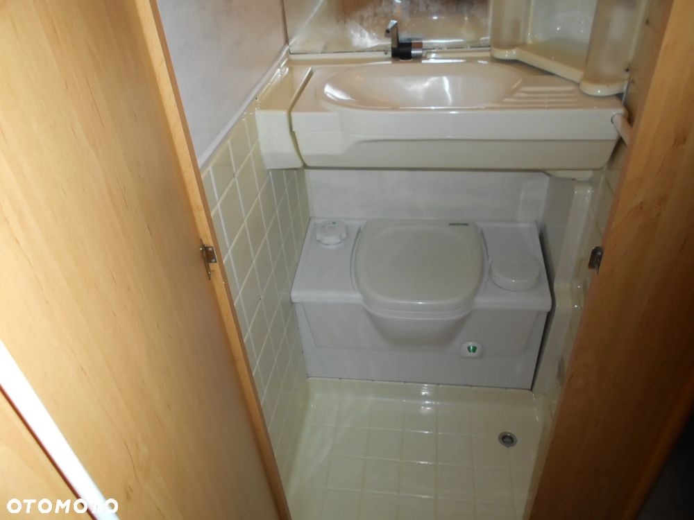 Dethleffs CAMPER 390 - 8