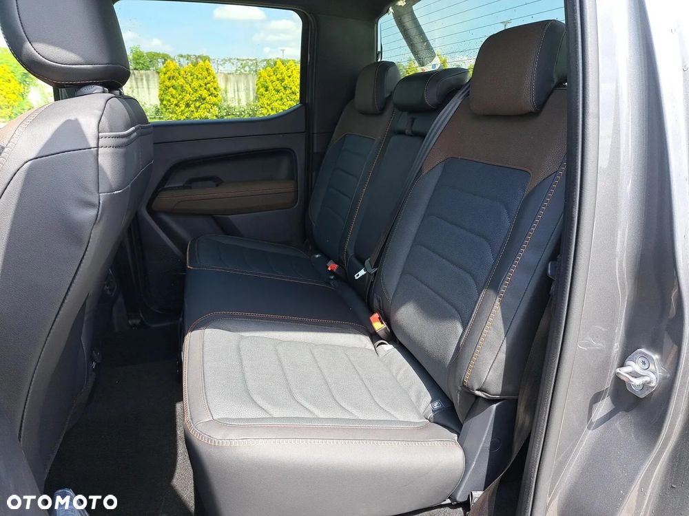 Volkswagen Amarok - 13