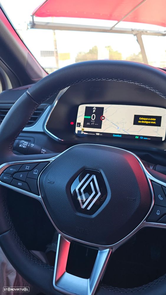 Renault Captur 1.6 E-Tech Full Hybrid Evolution - 30