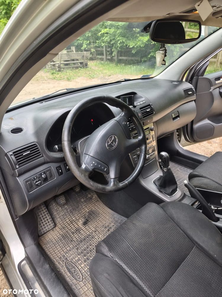 Toyota Avensis 2.0 D-4D Sol - 6